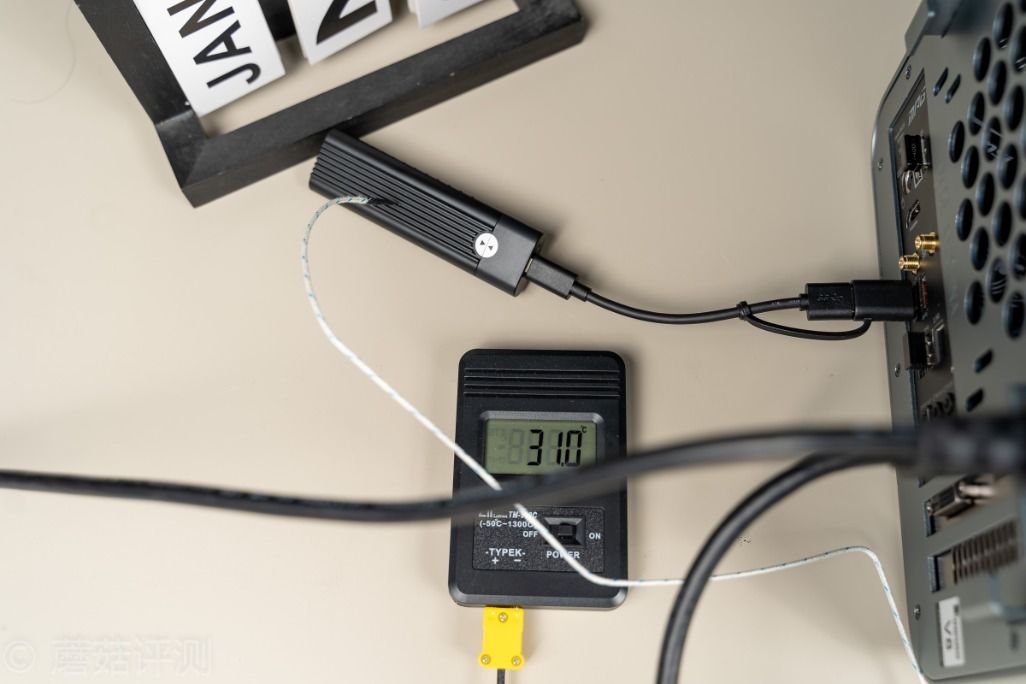  硬盘盒|极致冷静，高速稳定、优越者 M.2硬盘盒S209A 评测