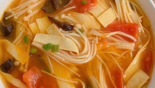  做法|家常菜：蒜香焖鱼块、黑椒牛柳、菌蔬番茄汤