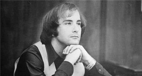 身体|3名女学生被侵犯,凶手被无罪释放,法官:他身体有24人,很难判