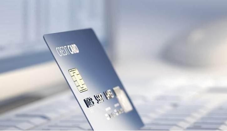 上门|信用卡催收连发七条消息，表示要上门家访，负债人看完笑了