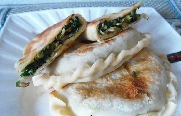  鸡蛋|这才是韭菜盒子正确做法，皮薄馅大，香味浓郁，一次8个不够吃