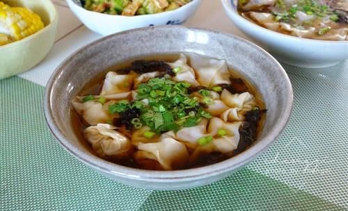 朋友圈|儿子读大学,老两口的极简3餐,走红朋友圈,网友:认真生活真好