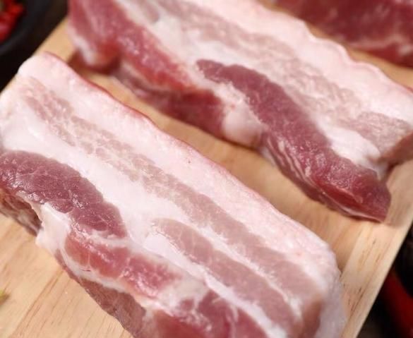 特别|腌腊肉只会放盐?这样东西不要少,放再久都没事吃着还特别香