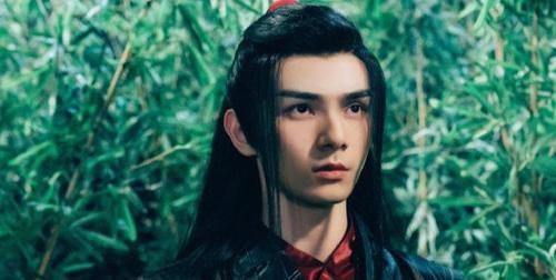  郭敬明|何昶希拿到S卡，郭敬明不该承担所有炮火，节目组也难辞其咎