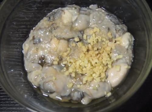 冲洗干净|这才是秋季生蚝最过瘾的吃法，看完直流口水