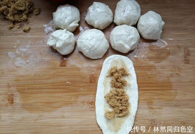  面粉|想吃烧饼不用买，没有烤箱也能做，煎一煎凉了也不发硬