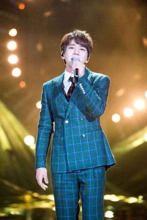 人民币的片|《中国新说唱》花1000倍片酬请朴宰范如果成真,吴亦凡C位不保