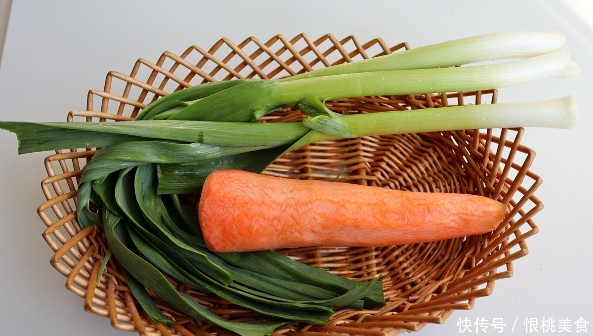 抢手货|此菜自然发芽有剧毒,人工发芽营养翻5倍,10元一斤成抢手货