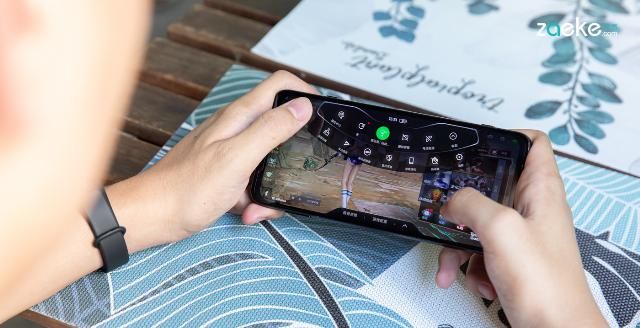  体验|腾讯黑鲨游戏手机3S评测：为游戏而生，更是为游戏体验而生