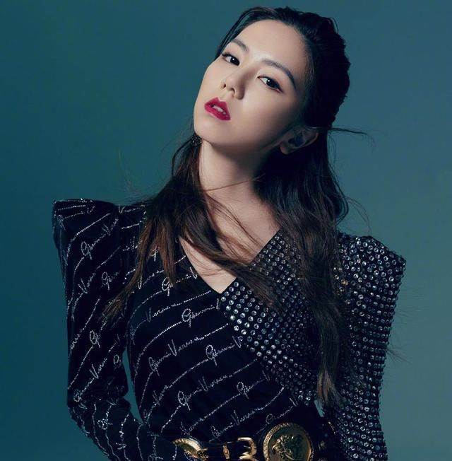  翻车|同是《中国新说唱》女导师，为什么邓紫棋受赞誉，张靓颖却翻车？