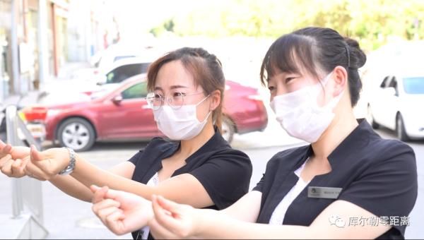 防护服|结婚日，穿上防护服的最美新娘