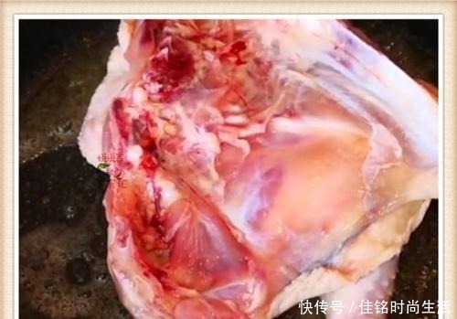 烤鸡|自从学会鸡肉这样做,孩子就不吃烤鸡了,一次做一只都不够,倍香