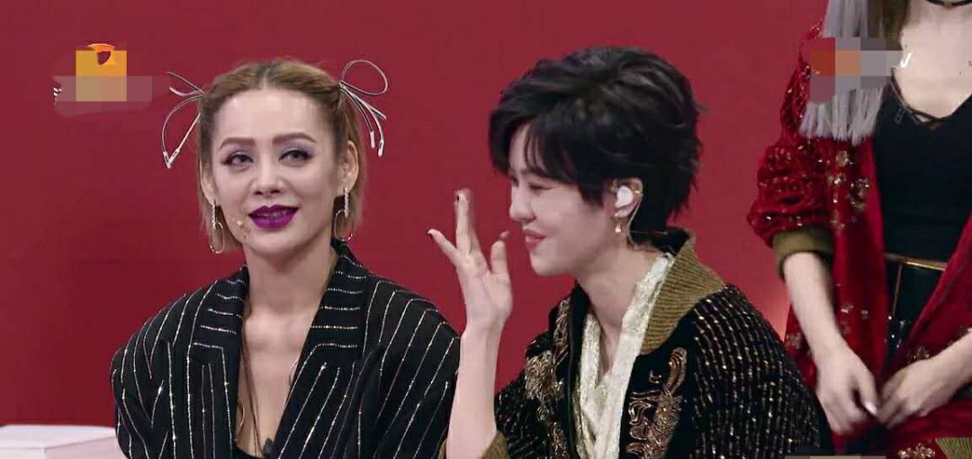  矛盾|《浪姐》太过分，排名争议让大众评审背锅，放大宁静和王菲菲矛盾