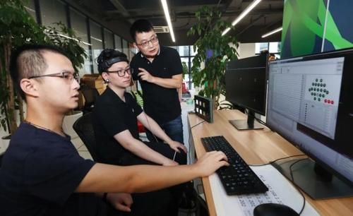  计算机|用计算机复刻大脑