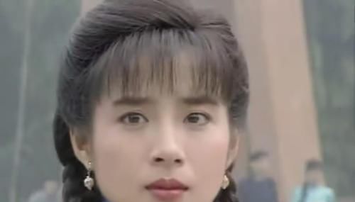  琼瑶阿姨|“最丑”琼瑶女郎，逼婚不成未婚夫另娶她人，如今52岁音讯全无？