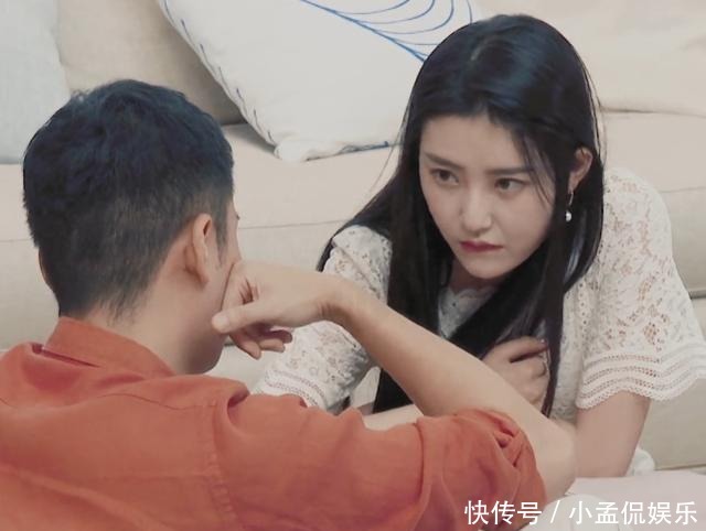  贴身|心动的信号薛逸星“贴身”教郑琴心弹吉他却不心动，原因很真实