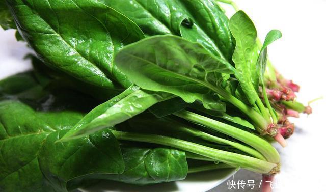 蔬菜焯水|炒菜前这几种蔬菜要焯水,为了家人健康,不要省略这一步