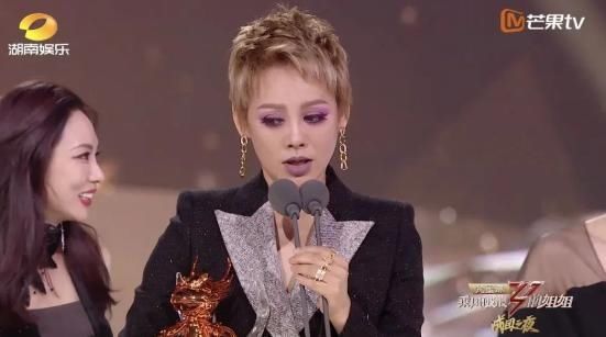 成团|浪姐成团，靠撕逼上热搜？！万茜深夜点赞宁静郁可唯恶评…