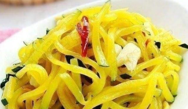 道菜|这道菜做法简单，清香脆嫩，好吃下饭，便宜又实惠