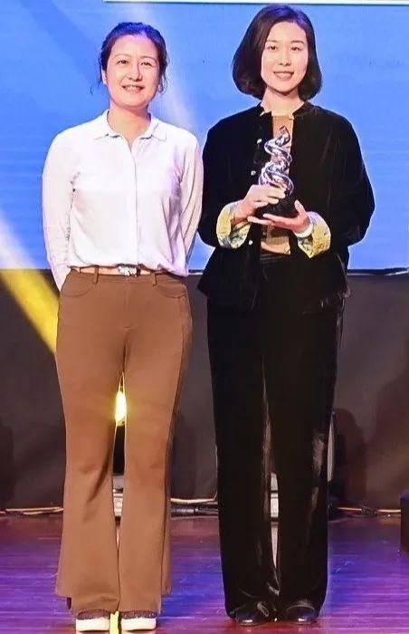 青云|清悦·国韵获《中国酒业青云奖—年度清香新名酒》重磅奖项!