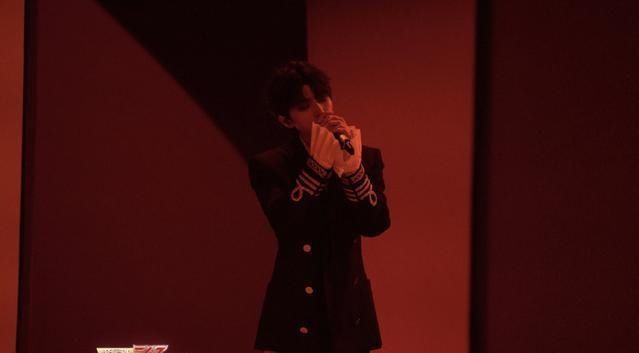 资源|参加完跑男，又来到了浪姐，蔡徐坤品牌新图公开，这资源太好了吧