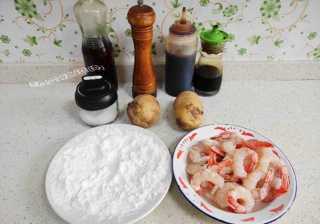  外酥|虾仁这做法外酥里嫩吃着香，不炒不蒸也不煮，做法简单几乎不用油