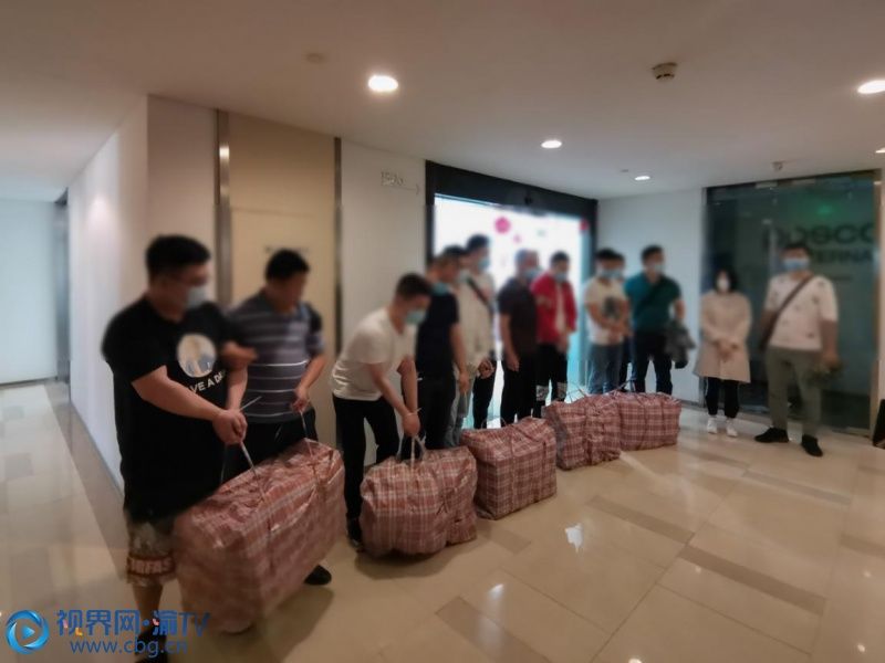 犯罪嫌疑人|“老中医”祖传秘方？16元的“糖浆”冒充“特效药”卖600多元