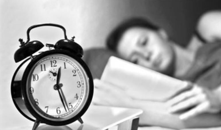  越来越|为什么现在的“失眠症”患者越来越多？