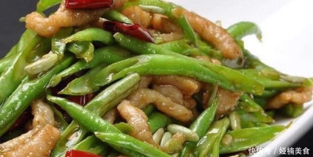  难怪|炒“豆角”时别光焯水了，很多人少做了一步，难怪不脆不好吃！