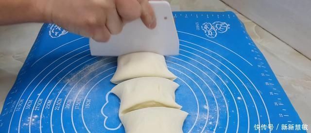 烫面|以后面粉就这样做,不发面不烫面,比鸡蛋饼好吃,个个香脆鼓大泡