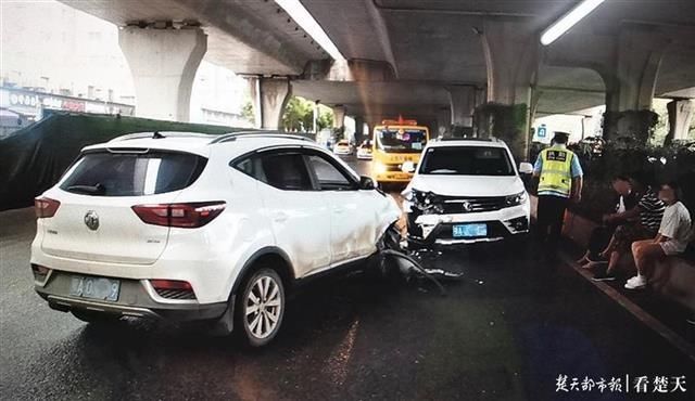  酒后|4S店移车员酒后上岗行驶几百米丢了饭碗，一周内洪山交警查了19名酒司机