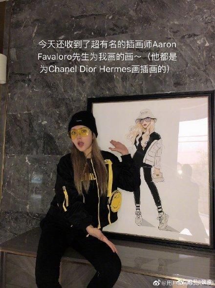 电影院|周扬青晒超壕生日礼物 父亲特意为她打造星空私人电影院