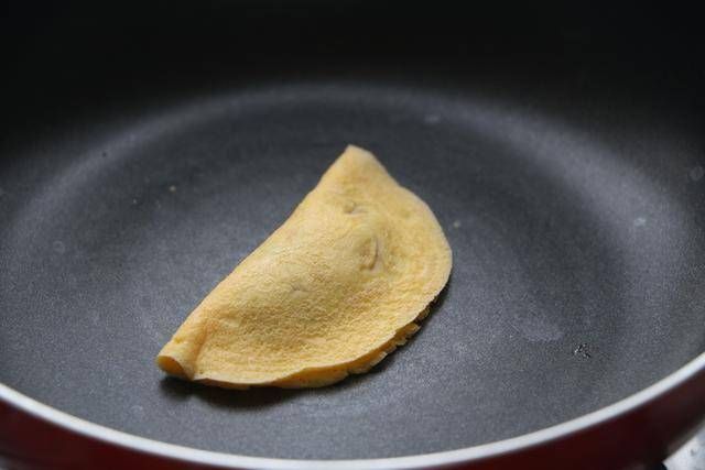 蛋饺|蛋饺这样做太美味,鲜嫩多汁,新手也能学会,过年做给家人超解馋