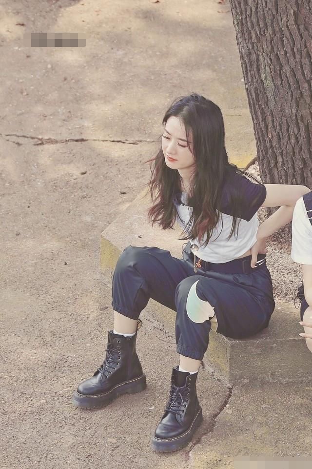  嘉宾|《中餐厅》嘉宾爆料：张亮做饭难吃，明星真人很普通，人均消费1700？