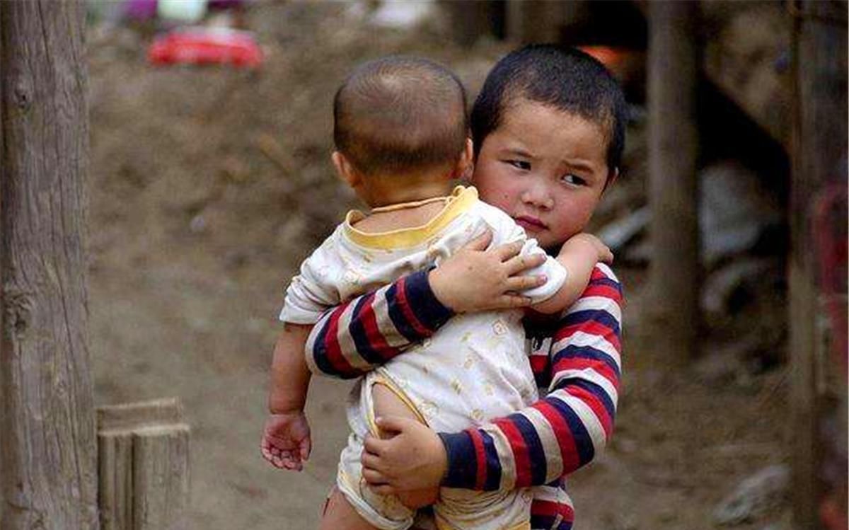 方家|俗语“两个女儿上等人，两个儿子不是人”什么意思？农村大人不易