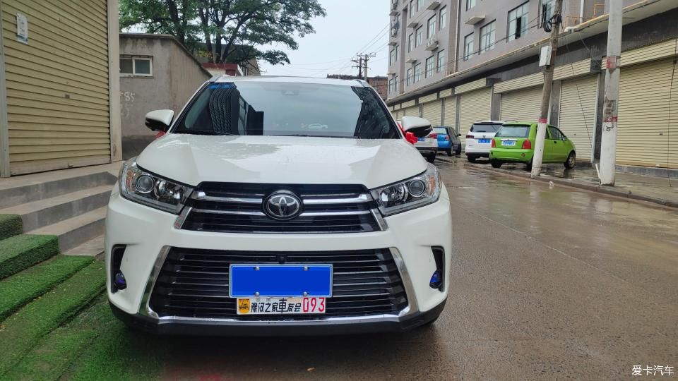 干干净净|老家兄弟结婚，大汉来当录像车！