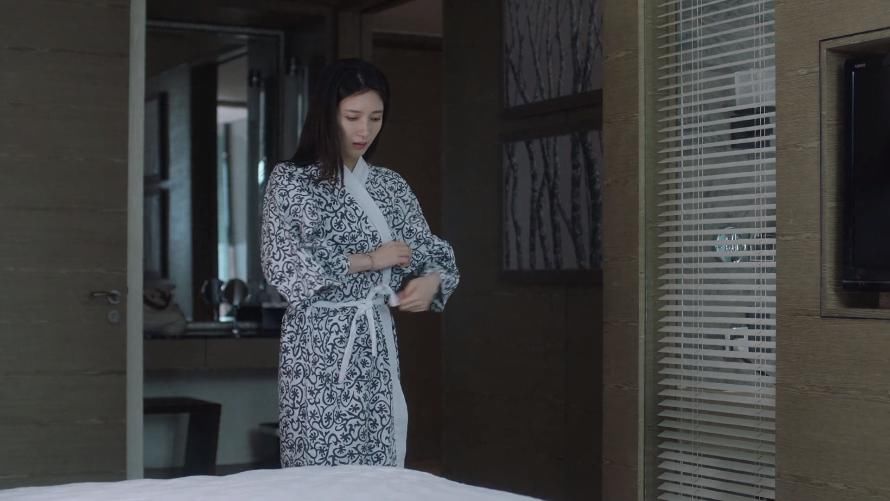  真实|8W酒店套房、百万爱马仕，《三十而已》贵妇圈就是真实的富人缩影！