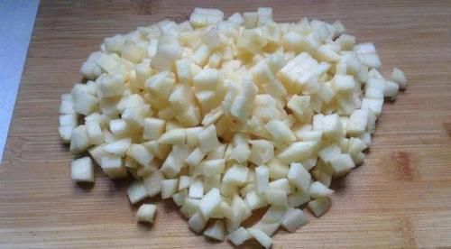 省事|没吃完的馄饨皮,接着就做苹果派,美味还省事!