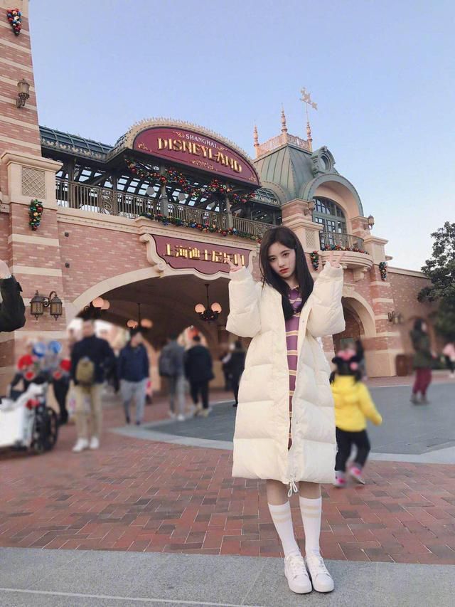 穿搭|用好小配饰,为造型添光彩,时尚的秘诀就藏在细节里