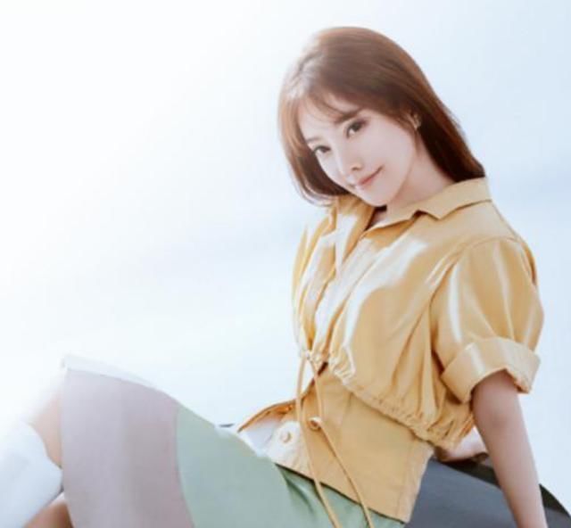  王凯|王凯与冯提莫一同担任导师，没想到在长相上输了，网友：心服口服