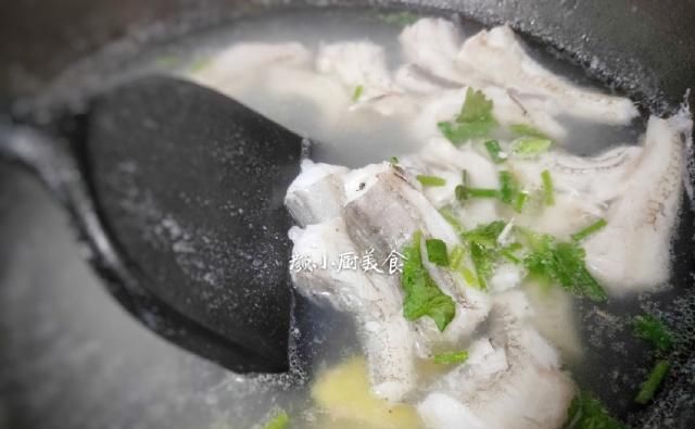 喜欢|这鱼连吃三天都不腻,鱼肉嫩滑,汤鲜味美,老公很喜欢