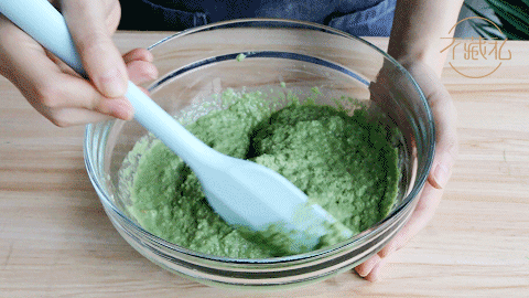  面包|面包吐司又做失败了？别扔！它还能变成蛋糕