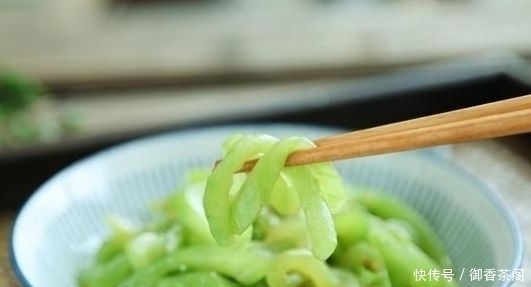  线椒|周末晚餐，婆婆做了5菜1汤，晒了圈，网友：你家婆婆这手艺绝了