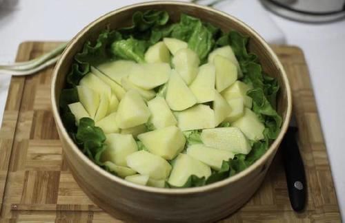  粉蒸排骨|入口即化的排骨？如此蒸排骨，香气扑鼻入口软糯