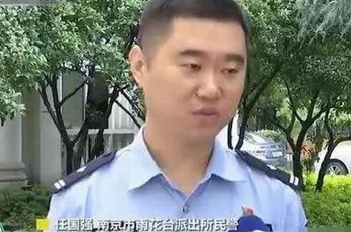  贫致|大学生偷外卖？事件出现反转，事实比“因贫致窃”更让觉得可怕