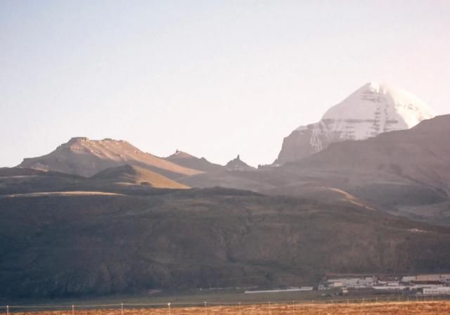 想象|不必远赴澳大利亚就能拥有的粉红湖、空中草原,西藏之西比想象中更惊艳!