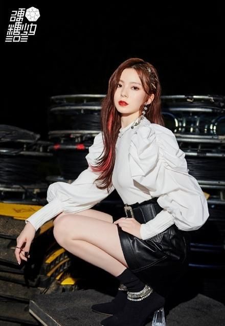  少女|《明日之子》合作舞台，硬糖少女四大主唱加盟成焦点，希林娜依高凭实力出圈