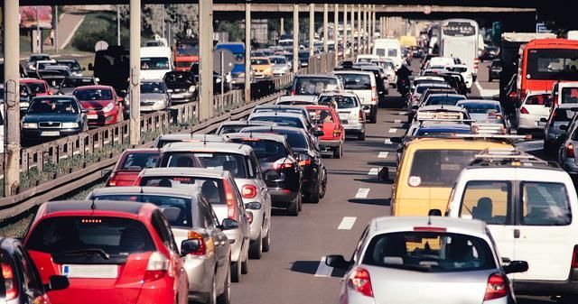  失业|35岁失业：裸辞68天不敢和家人说？5条出路没有一技之长也能闯！