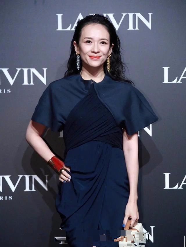 骨相美|章子怡垮脸有感：生孩子没关系，生二胎就需要慎重了