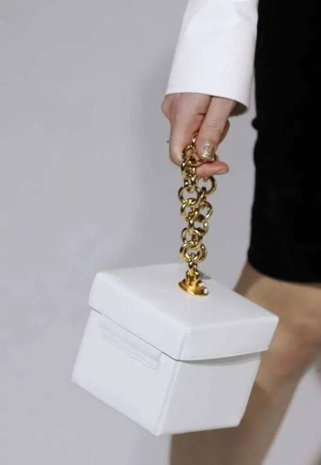 究竟|究竟为何大家如此“链链不舍”?!